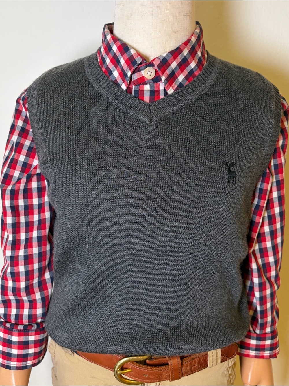 Andy & Evan Boys Dark Gray Sweater Vest Size 5